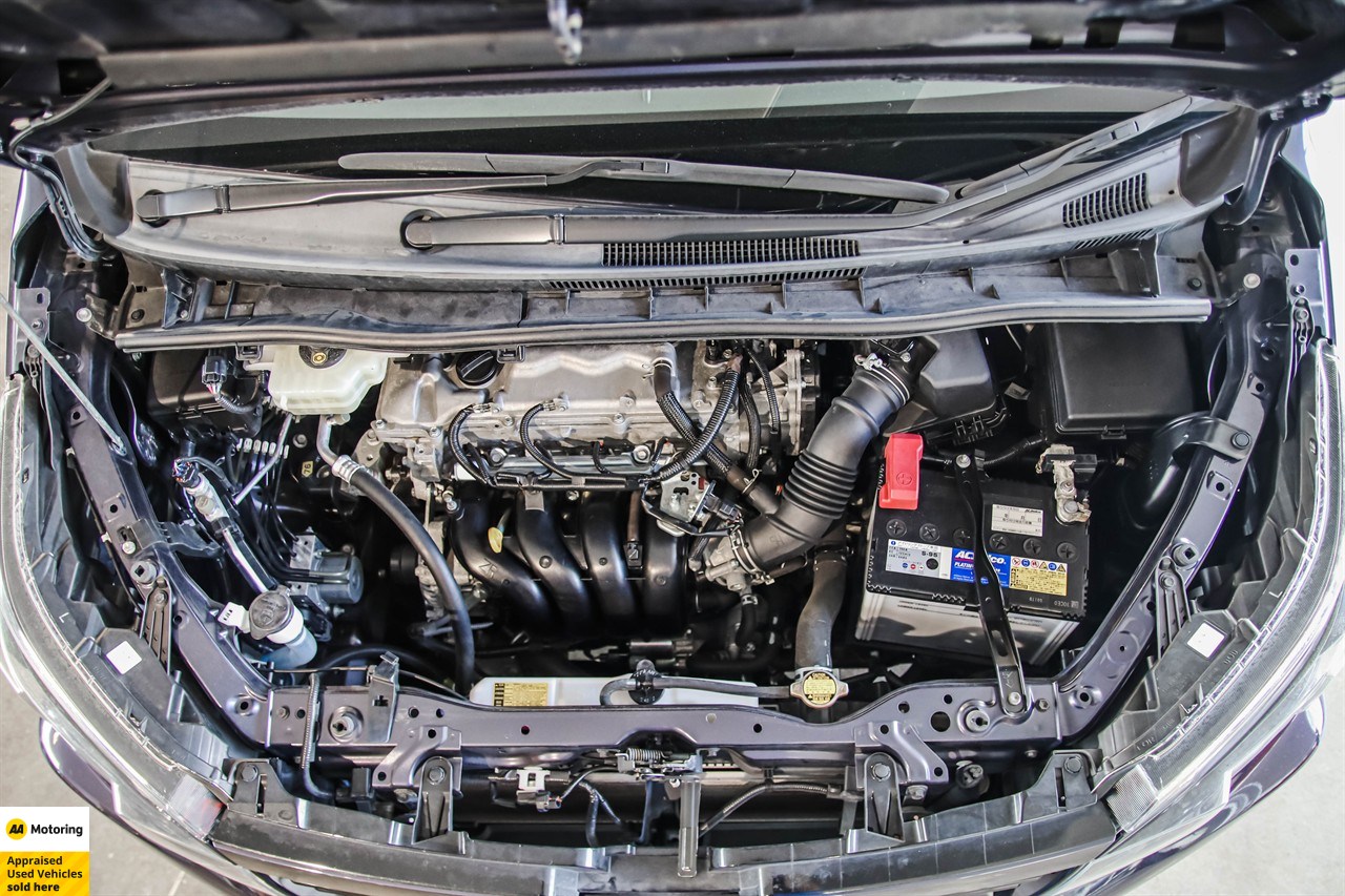 2014 Toyota Voxy