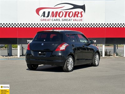 2012 Suzuki Swift - Thumbnail