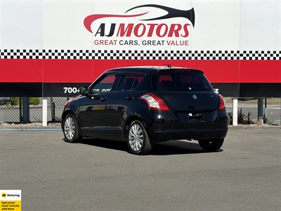 2012 Suzuki Swift - Thumbnail