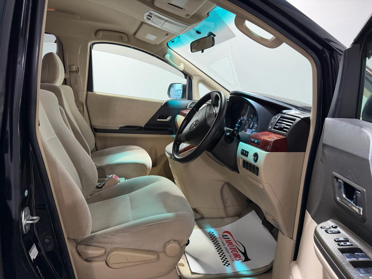 2010 Toyota Vellfire