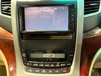 2010 Toyota Vellfire - Thumbnail