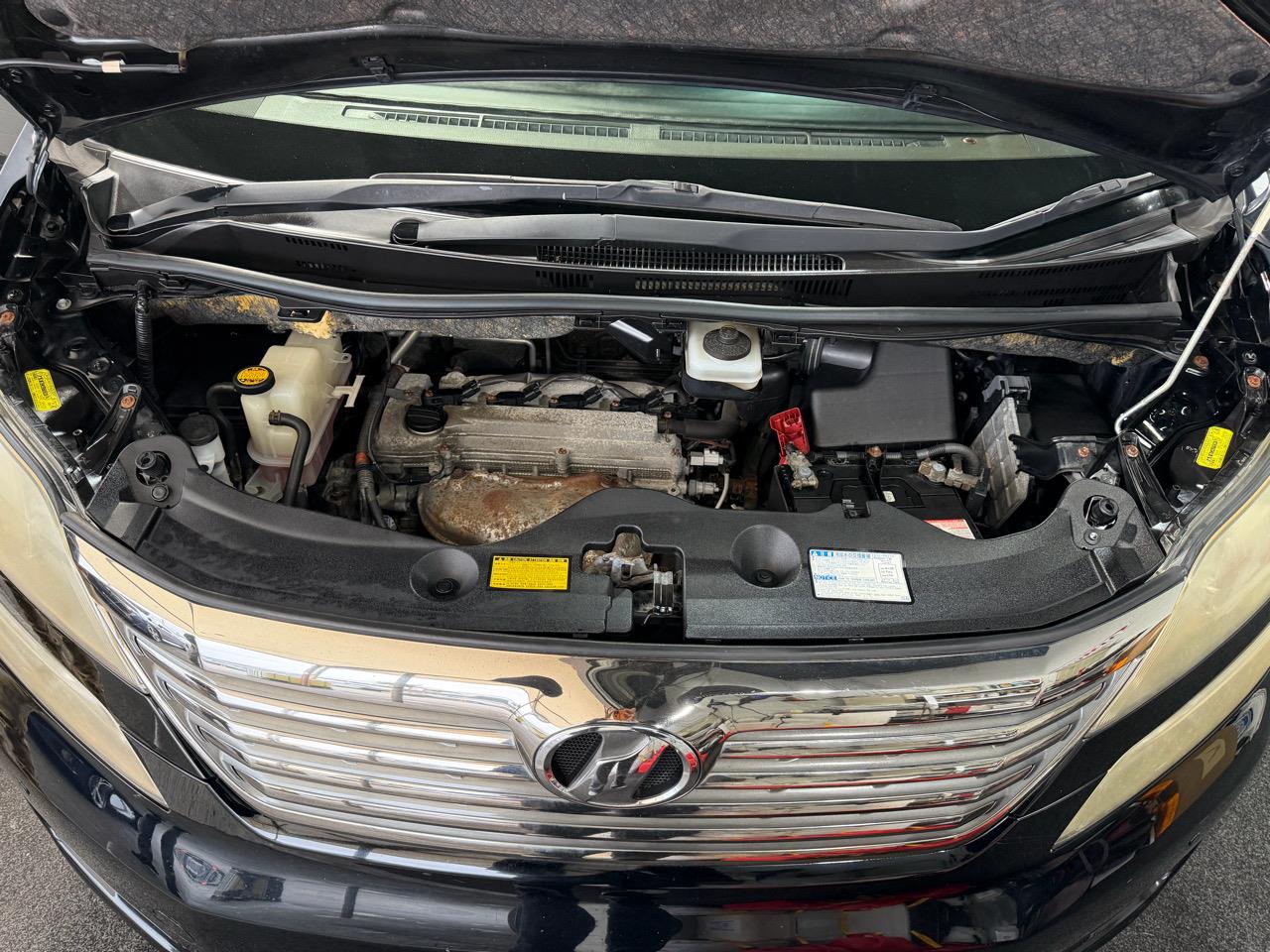 2010 Toyota Vellfire