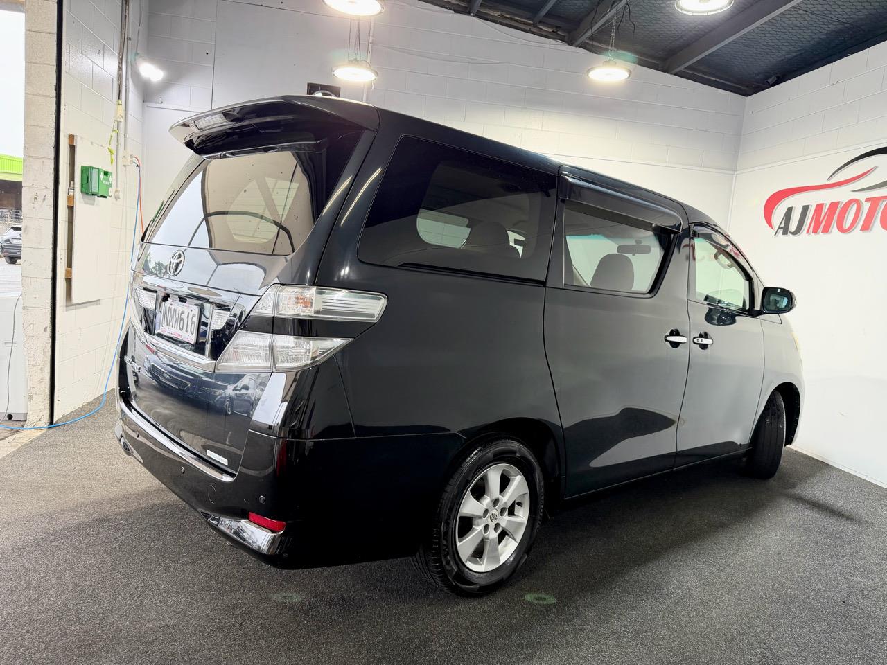 2010 Toyota Vellfire