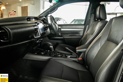 2025 Toyota HILUX - Thumbnail