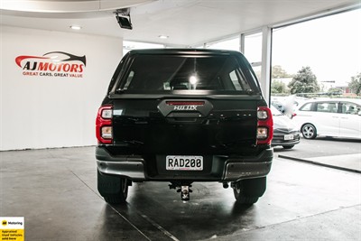 2025 Toyota HILUX - Thumbnail