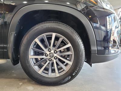 2020 Toyota Highlander - Thumbnail