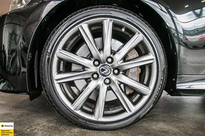 2013 Lexus GS 450h - Thumbnail