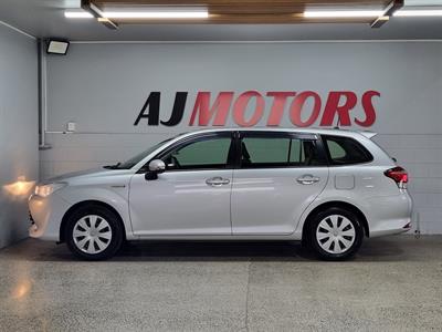 2015 Toyota Corolla - Thumbnail