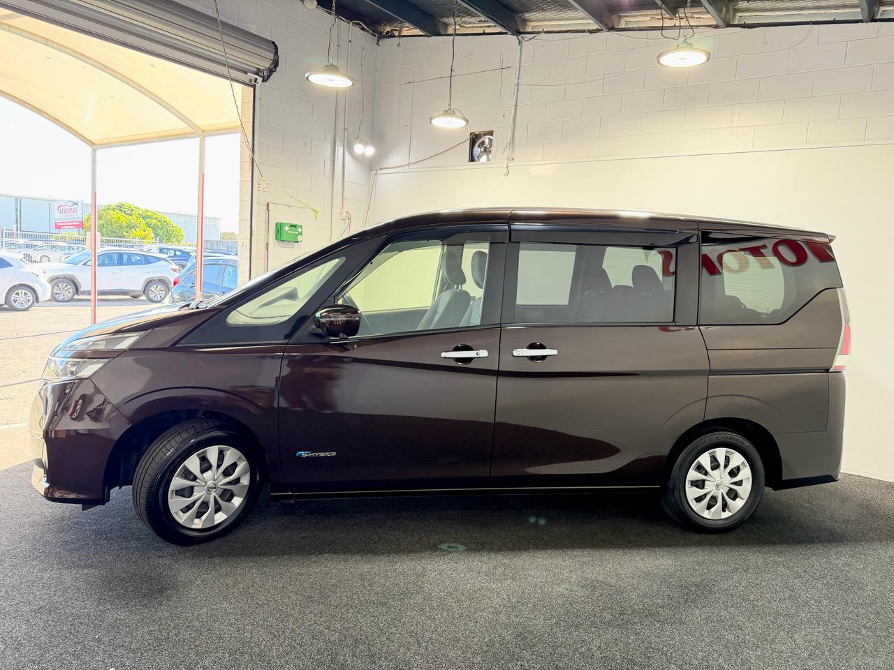 2017 Nissan Serena