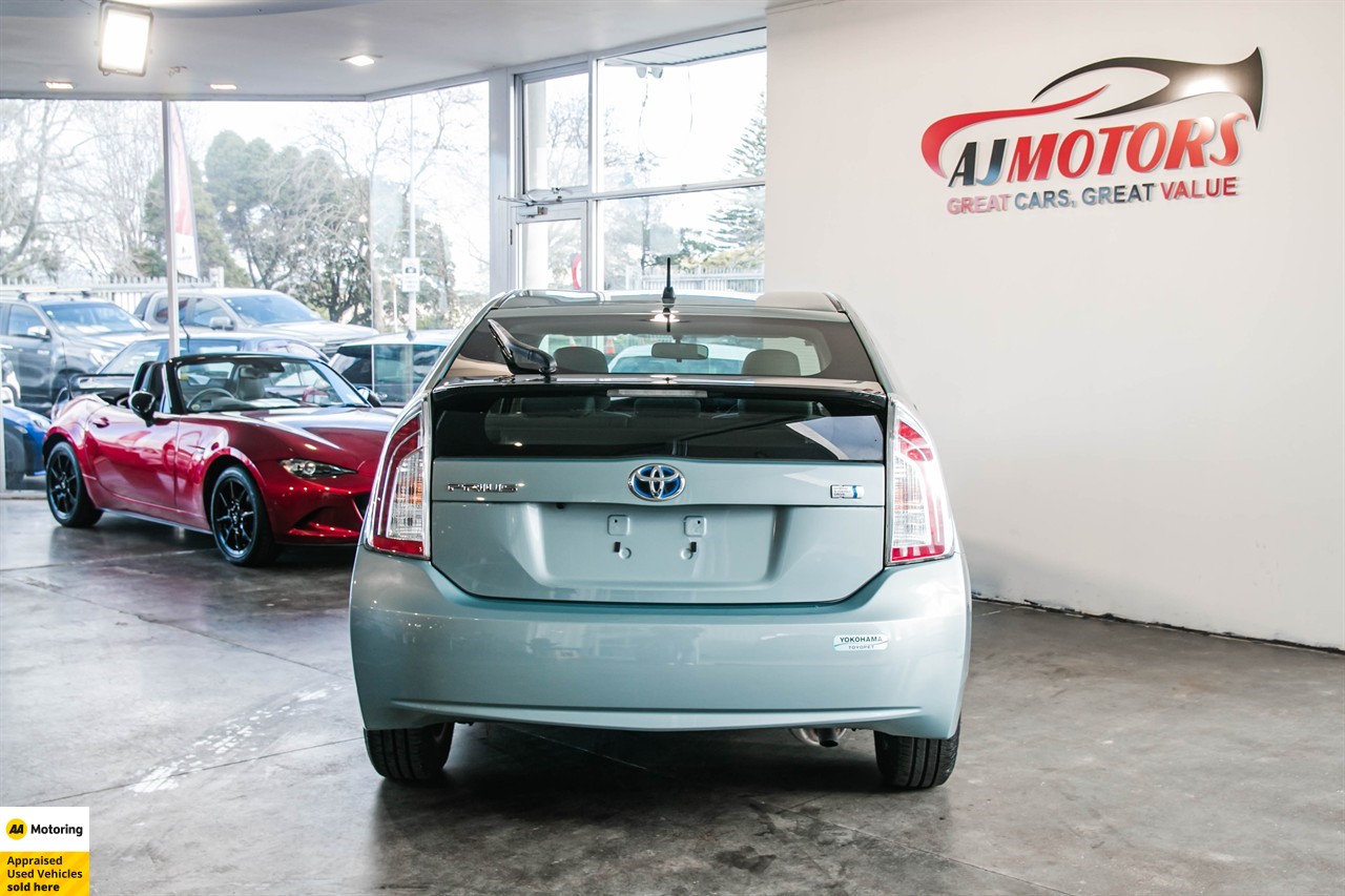 2014 Toyota Prius