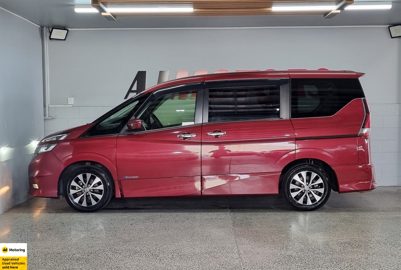 2017 Nissan Serena