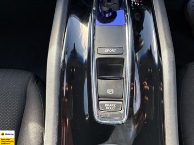 2015 Honda Vezel - Thumbnail