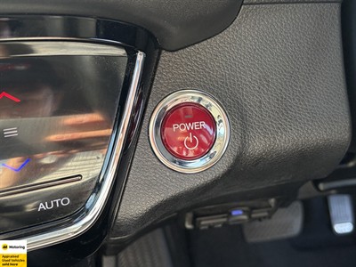 2015 Honda Vezel - Thumbnail