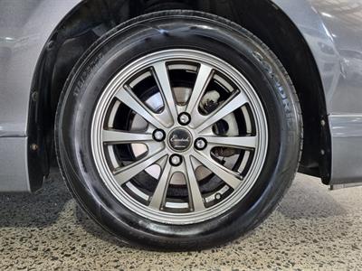 2014 Toyota Aqua - Thumbnail