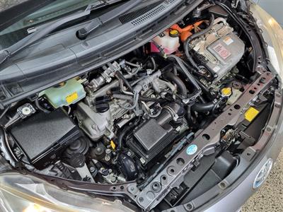 2014 Toyota Aqua - Thumbnail