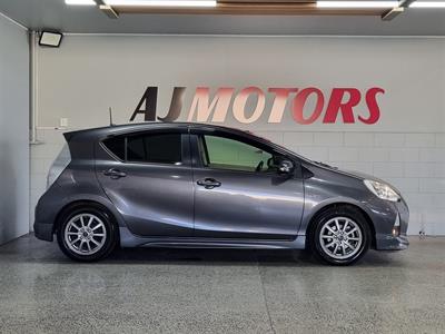 2014 Toyota Aqua - Thumbnail