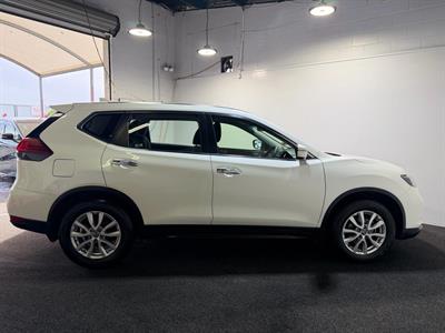 2022 Nissan X-Trail - Thumbnail