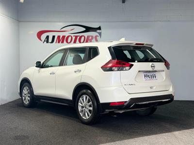 2022 Nissan X-Trail - Thumbnail