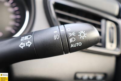 2022 Nissan X-Trail - Thumbnail