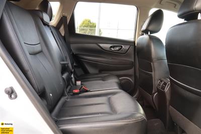 2022 Nissan X-Trail - Thumbnail