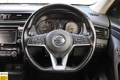 2022 Nissan X-Trail - Thumbnail