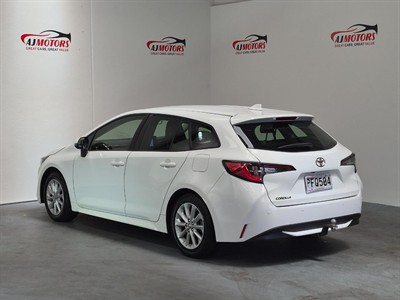 2022 Toyota Corolla - Thumbnail
