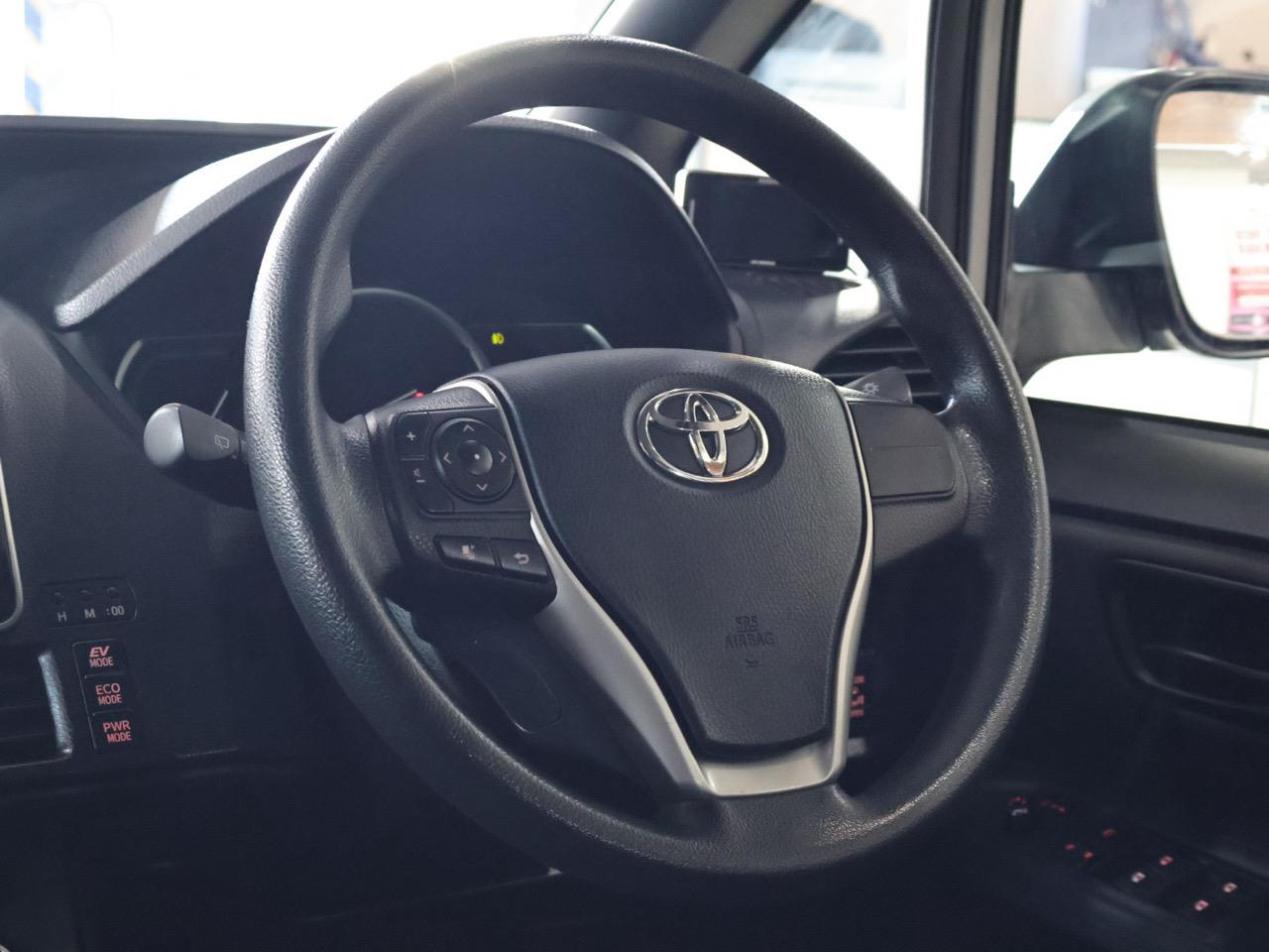 2015 Toyota Noah