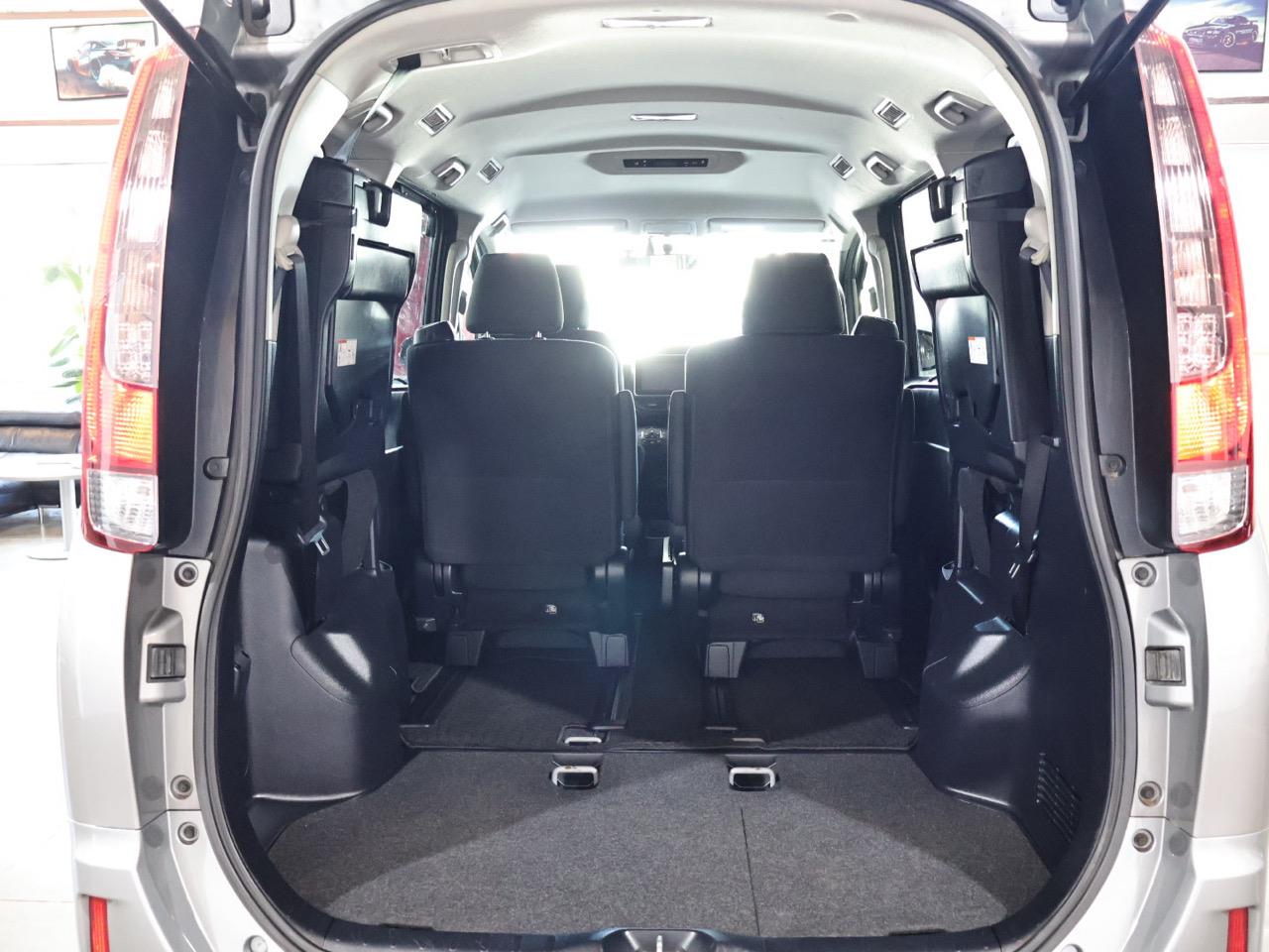 2015 Toyota Noah