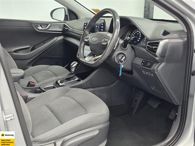 2022 Hyundai IONIQ - Thumbnail