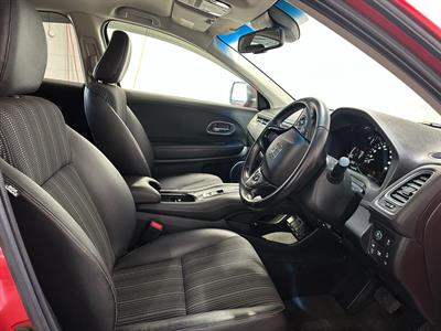 2017 Honda Vezel - Thumbnail