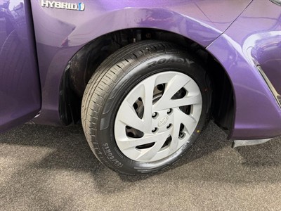 2018 Toyota Aqua - Thumbnail