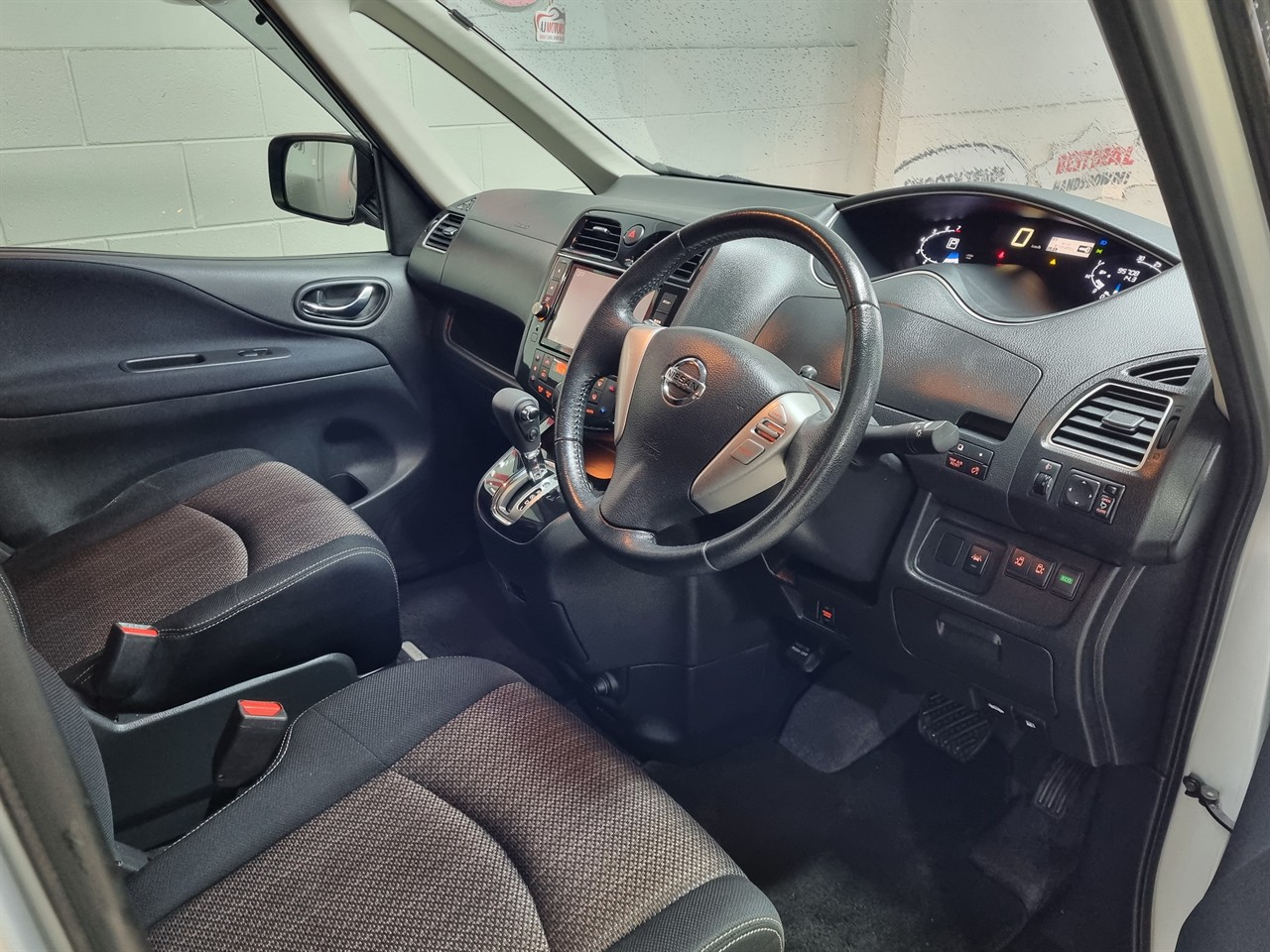 2014 Nissan Serena