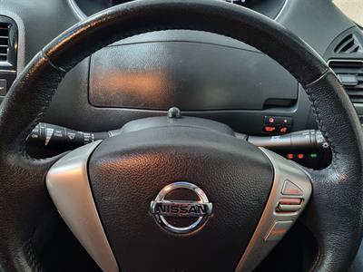 2014 Nissan Serena - Thumbnail