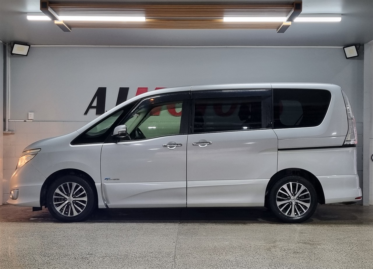 2014 Nissan Serena