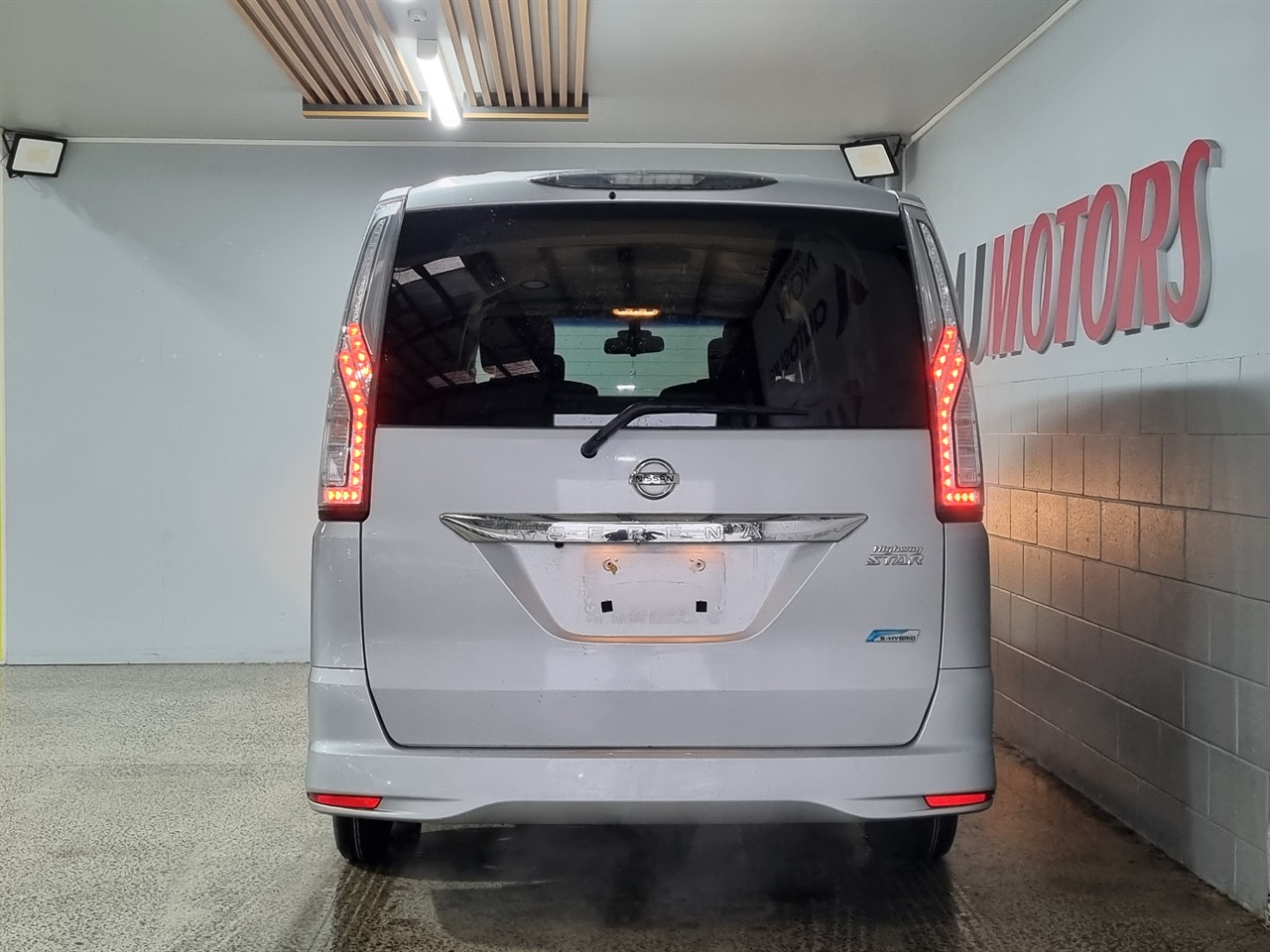 2014 Nissan Serena