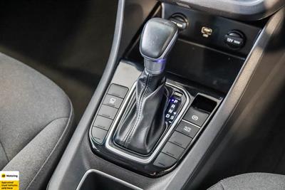 2022 Hyundai IONIQ - Thumbnail
