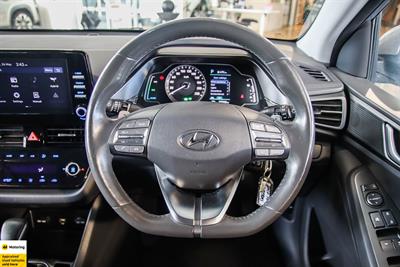 2022 Hyundai IONIQ - Thumbnail