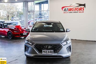 2022 Hyundai IONIQ - Thumbnail