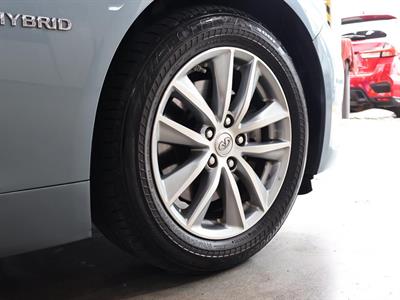 2017 Nissan Skyline - Thumbnail