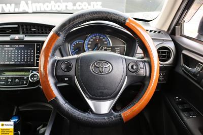 2014 Toyota Corolla - Thumbnail
