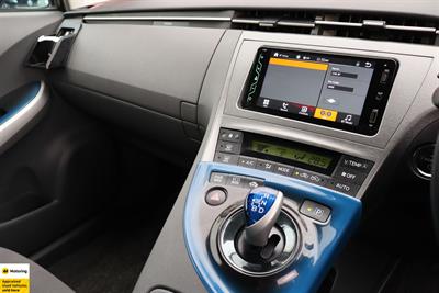 2011 Toyota Prius - Thumbnail