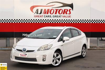 2011 Toyota Prius - Thumbnail