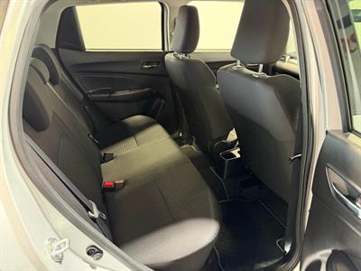 2019 Suzuki Swift - Thumbnail