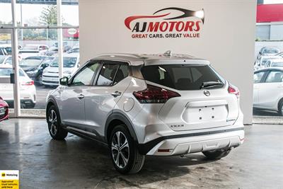 2020 Nissan Kicks - Thumbnail