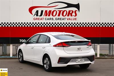 2022 Hyundai IONIQ - Thumbnail