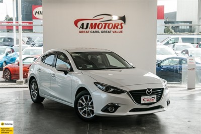 2014 Mazda Axela - Thumbnail