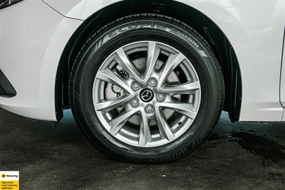 2014 Mazda Axela - Thumbnail