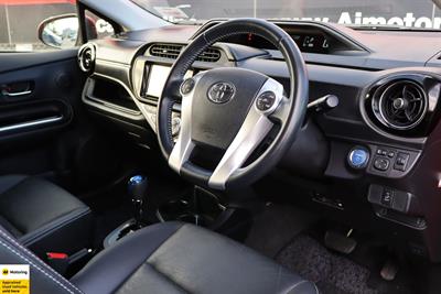 2015 Toyota Aqua - Thumbnail