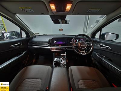 2024 Kia Sportage - Thumbnail