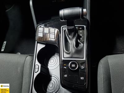 2024 Kia Sportage - Thumbnail